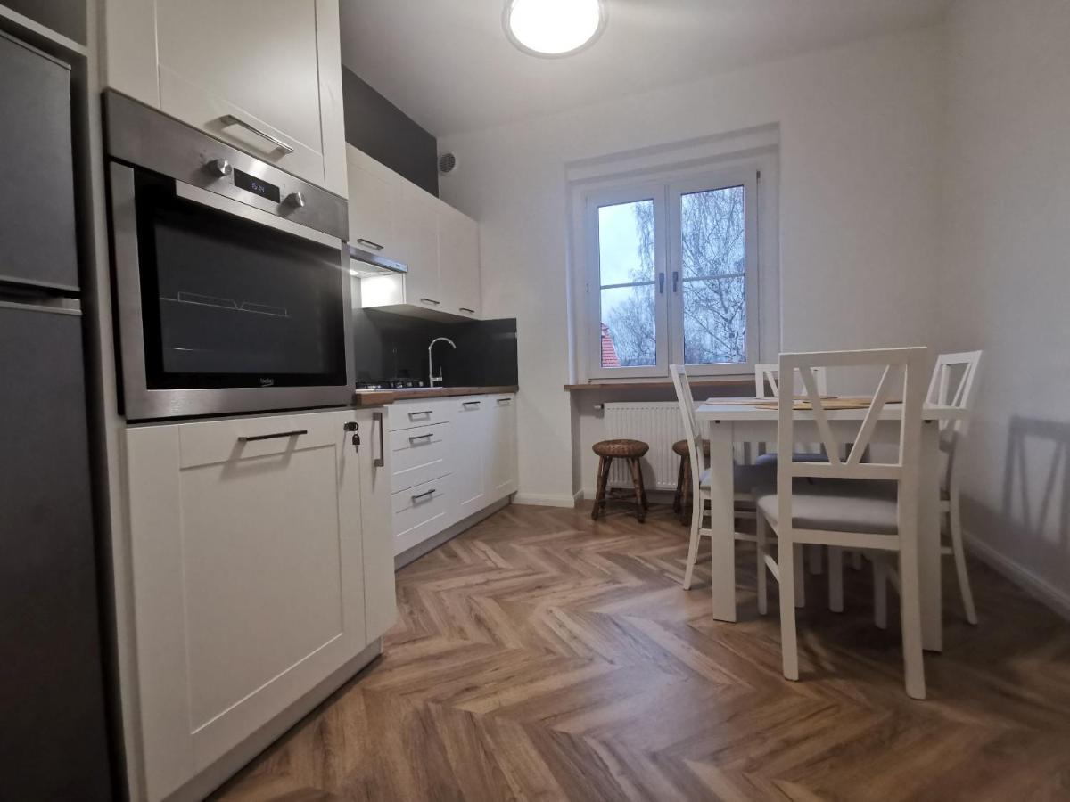 Apartament Black&White 옐레니아구라 외부 사진